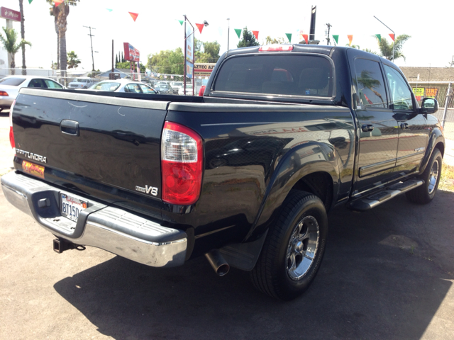 2004 Toyota Tundra TRIO