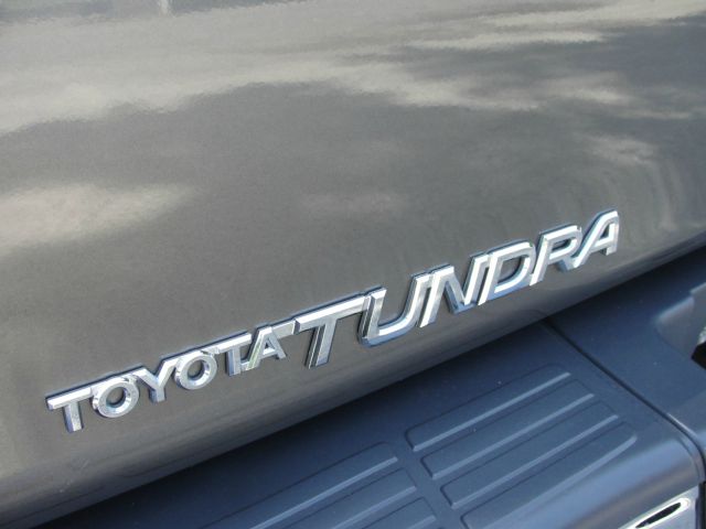 2005 Toyota Tundra Lariat Supercrew 4WD