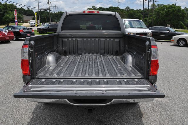 2005 Toyota Tundra TRIO