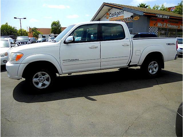 2005 Toyota Tundra 4WD 4dr SUV Luxury