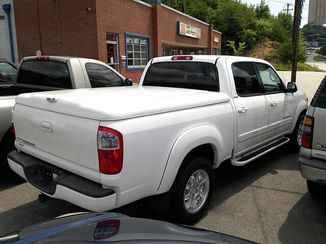 2005 Toyota Tundra Limited 4x4 (marshalltown)