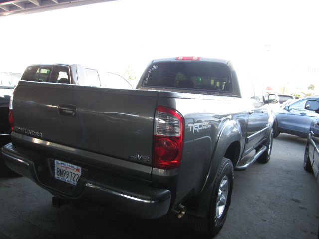 2005 Toyota Tundra TRIO