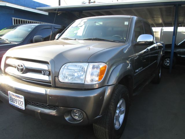 2005 Toyota Tundra TRIO