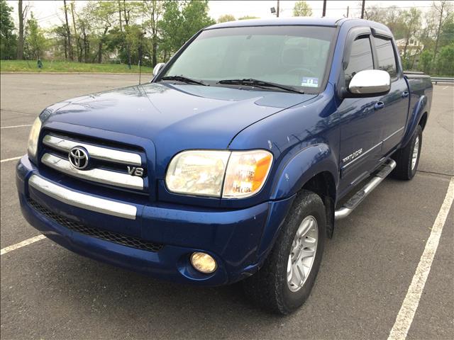 2006 Toyota Tundra T6 AWD 7-passenger Leather Moonroof