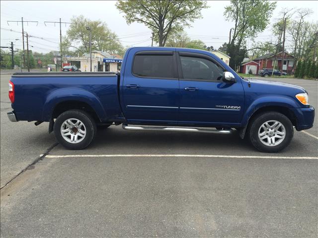 2006 Toyota Tundra T6 AWD 7-passenger Leather Moonroof