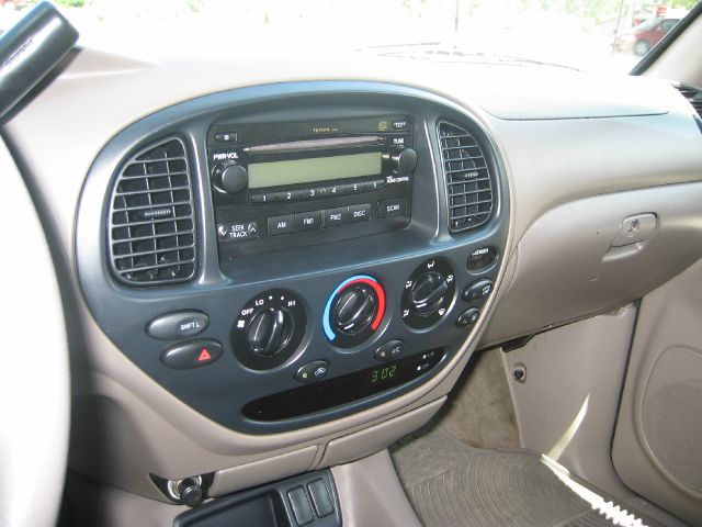 2006 Toyota Tundra 4dr Sdn Fleet Standard