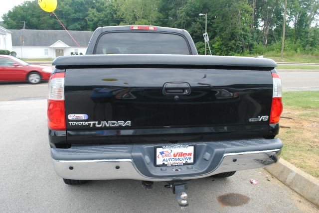 2006 Toyota Tundra 4dr Sdn Fleet Standard