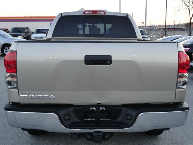 2007 Toyota Tundra Reg. Cab 8-ft. Bed 4WD