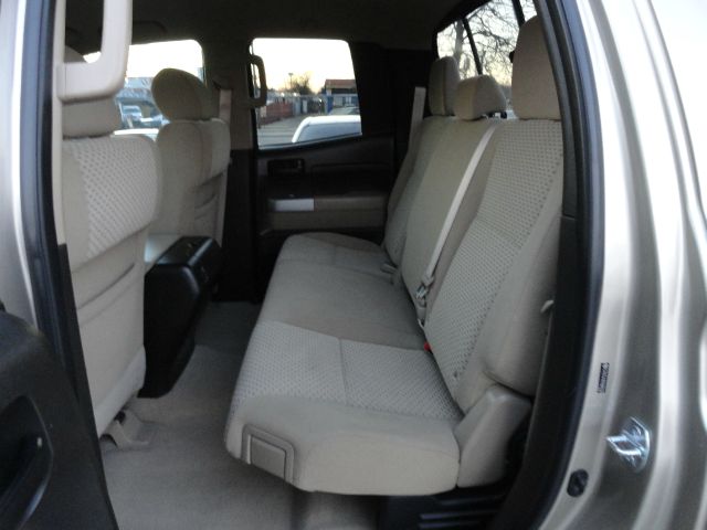 2007 Toyota Tundra Reg. Cab 8-ft. Bed 4WD