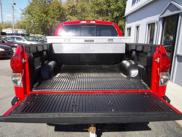 2007 Toyota Tundra Reg. Cab 8-ft. Bed 4WD