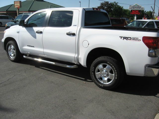 2007 Toyota Tundra 4dr Sdn 2.6L AWD