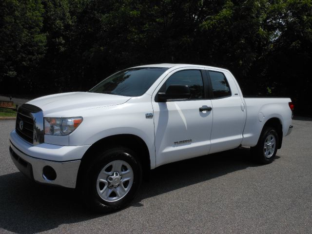 2007 Toyota Tundra Reg. Cab 8-ft. Bed 4WD