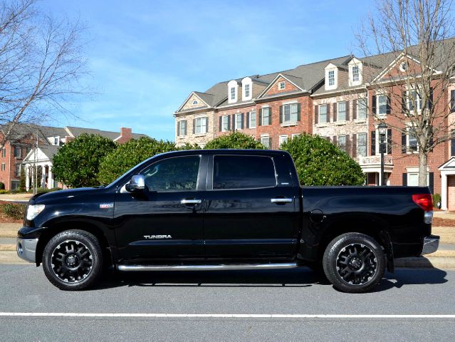 2007 Toyota Tundra Sv6 DVD AWD