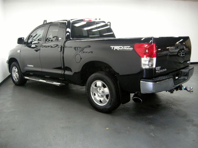 2008 Toyota Tundra V-12