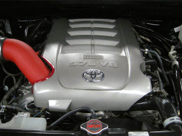 2008 Toyota Tundra V-12