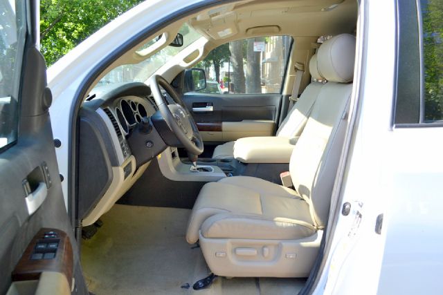 2010 Toyota Tundra Unknown