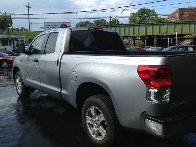 2010 Toyota Tundra LT 4 Dr 4x4