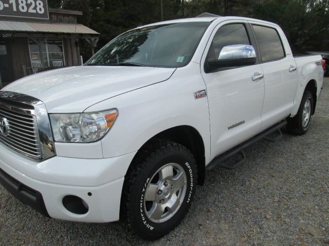 2010 Toyota Tundra 4dr Sdn V8 CXL