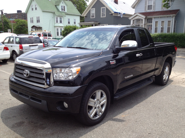 2010 Toyota Tundra SLT 25