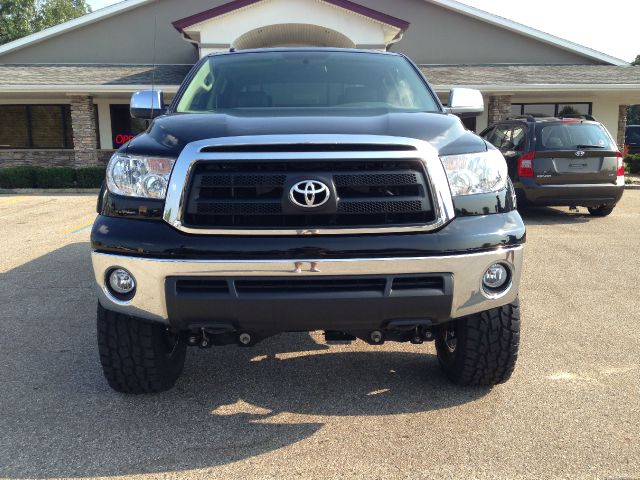 2011 Toyota Tundra III 5D Hatchback