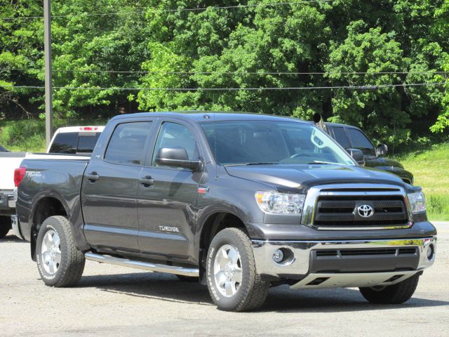 2011 Toyota Tundra 2006 Mercury