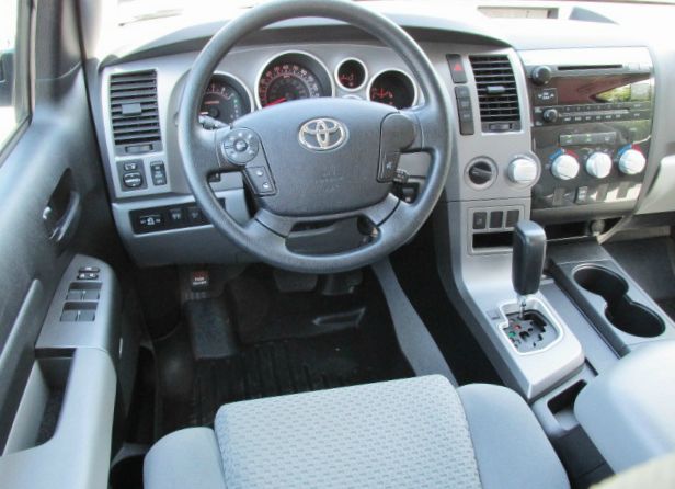 2011 Toyota Tundra 2006 Mercury