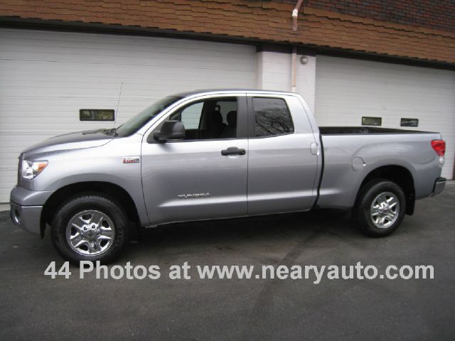 2011 Toyota Tundra S V6 4-door