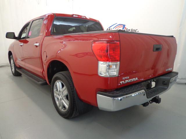 2011 Toyota Tundra SLT 25