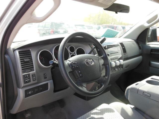 2011 Toyota Tundra Leather - Sunroof