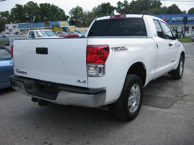 2011 Toyota Tundra 7 Passenger Quad Seating 4 Door