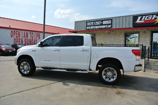 2012 Toyota Tundra 4dr Sdn Man 2.0T Fronttrak