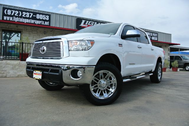 2012 Toyota Tundra 4dr Sdn Man 2.0T Fronttrak