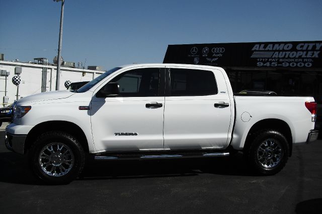 2012 Toyota Tundra III 5D Hatchback