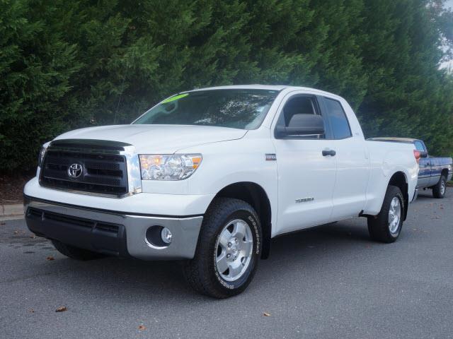 2013 Toyota Tundra 4WD Crew Cab SLE Z71