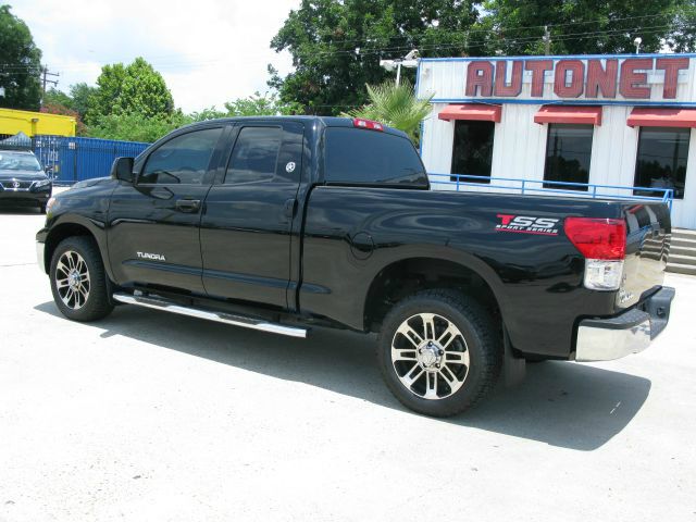 2013 Toyota Tundra 2.0T W/ NAV