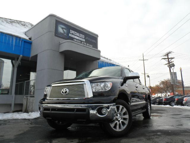 2013 Toyota Tundra 4dr Sdn Man 2.0T Fronttrak