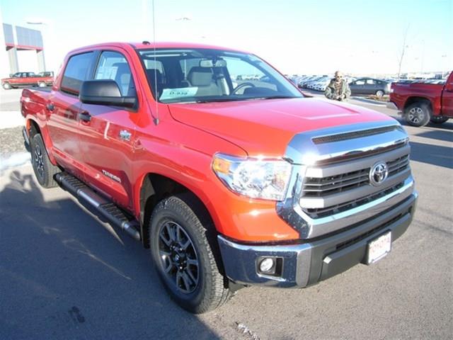 2014 Toyota Tundra AWD W/1sasunroof