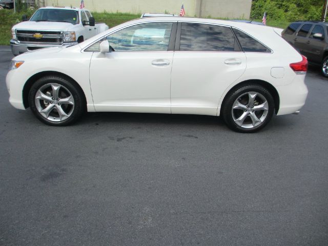 2010 Toyota Venza Base LX