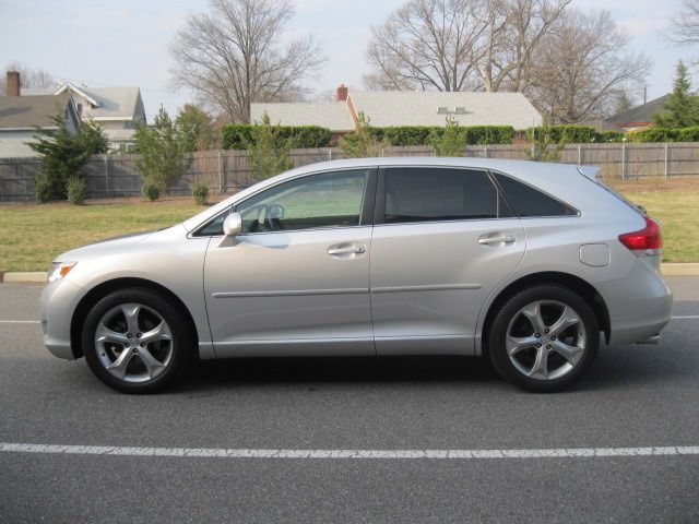 2010 Toyota Venza ML 350 4matic