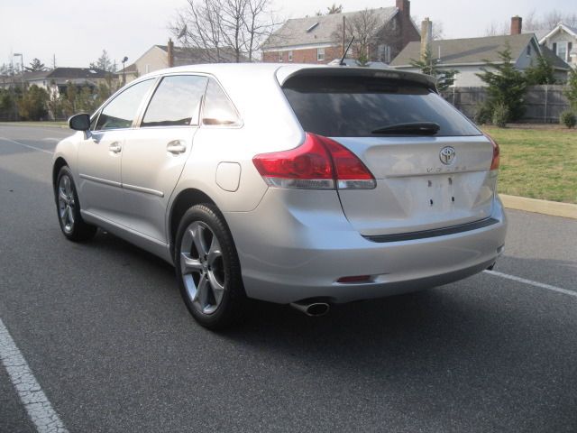 2010 Toyota Venza ML 350 4matic