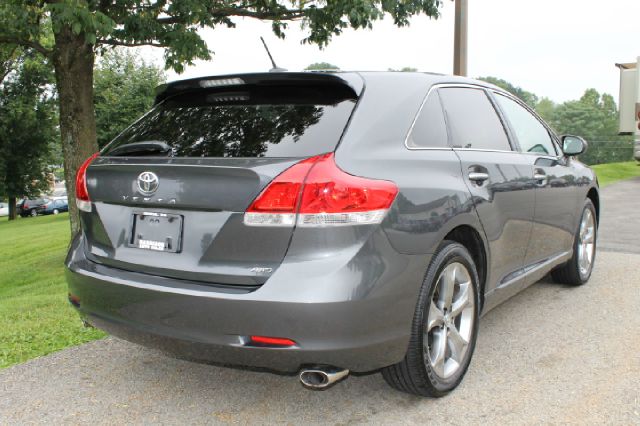 2010 Toyota Venza SLE Z71-xcab-4x4