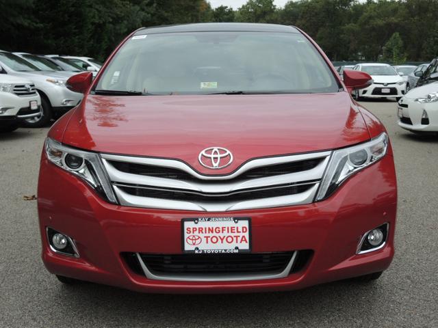 2014 Toyota Venza SLT 25