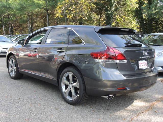 2014 Toyota Venza SLT 25