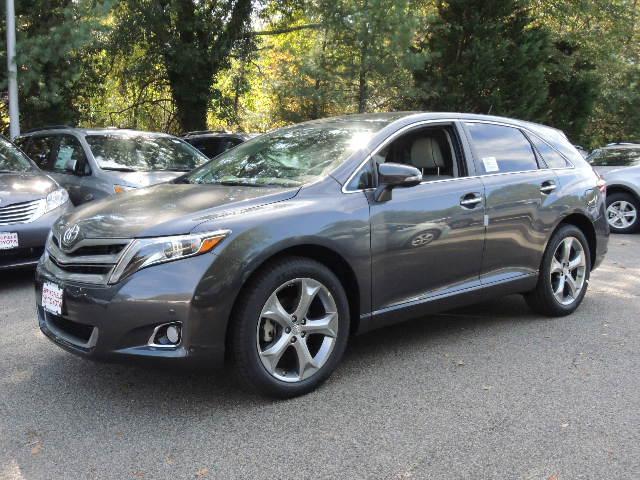 2014 Toyota Venza SLT 25