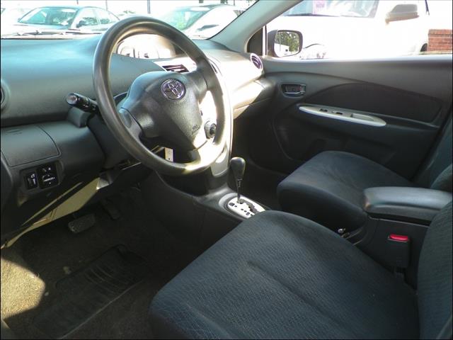 2007 Toyota Yaris Sport Utility 4 D