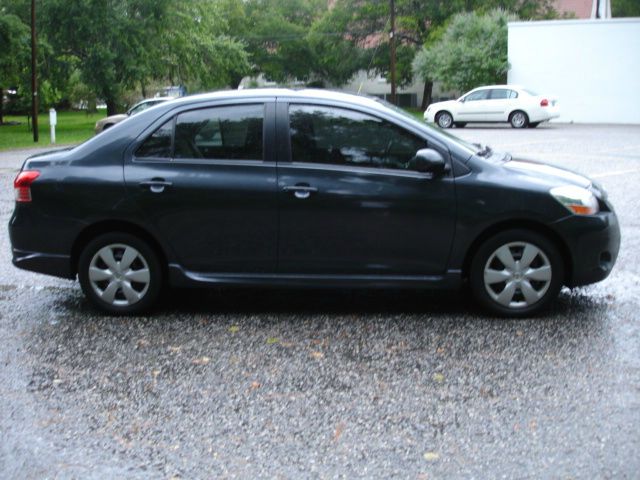 2007 Toyota Yaris 3.5tl W/tech Pkg