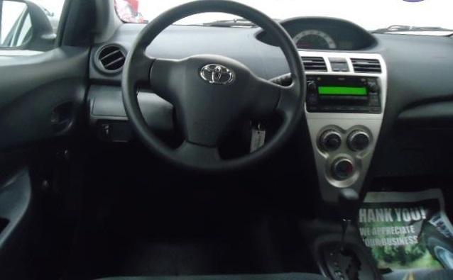 2007 Toyota Yaris Base