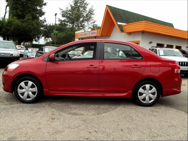 2007 Toyota Yaris Sport Utility 4 D