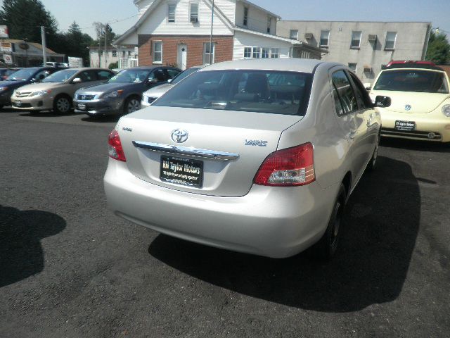 2007 Toyota Yaris 3.5tl W/tech Pkg