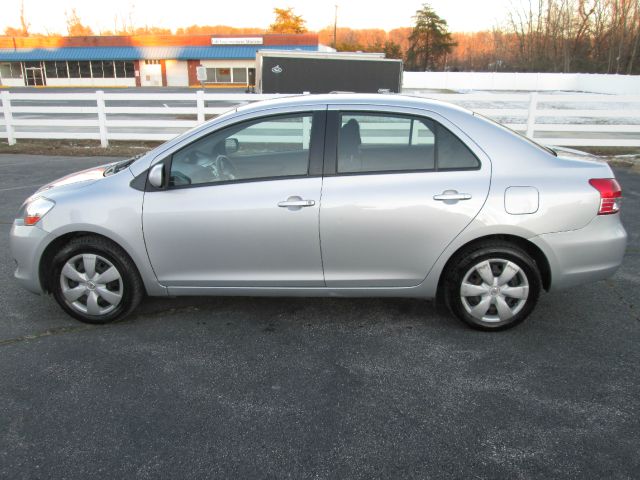 2008 Toyota Yaris 3.5tl W/tech Pkg